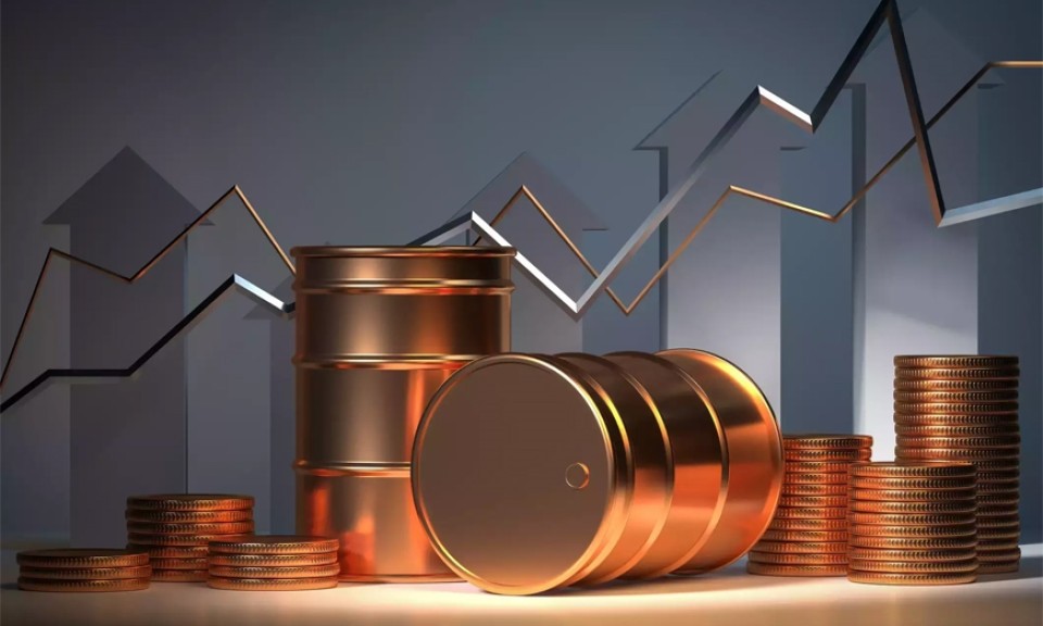 Giá xăng dầu hôm nay (10-4): Giá xăng dầu trong nước giảm mạnh?