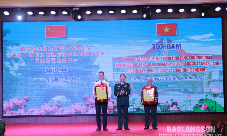 Tọa đàm, giao lưu Sĩ quan trẻ Bộ đội Biên phòng Lạng Sơn (Việt Nam) và Cán bộ trẻ Tổng trạm Kiểm tra