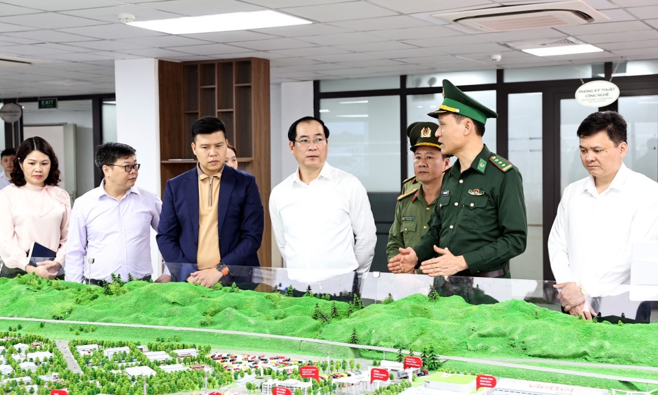 Chuẩn bị chu đáo cho giao lưu hữu nghị quốc phòng biên giới Việt - Trung