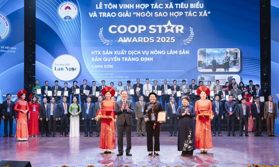 Xứng danh “Ngôi sao hợp tác xã”