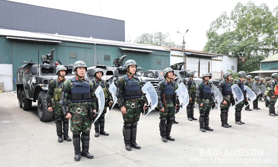 Giao lưu hữu nghị Quốc phòng biên giới: Thắt chặt quan hệ hợp tác quốc phòng Việt Nam - Trung Quốc