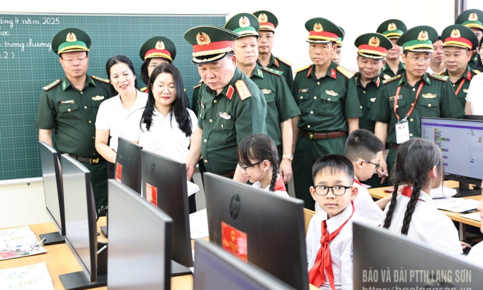 Tổng duyệt công tác chuẩn bị Chương trình giao lưu hữu nghị Quốc phòng biên giới Việt Nam - Trung Quốc