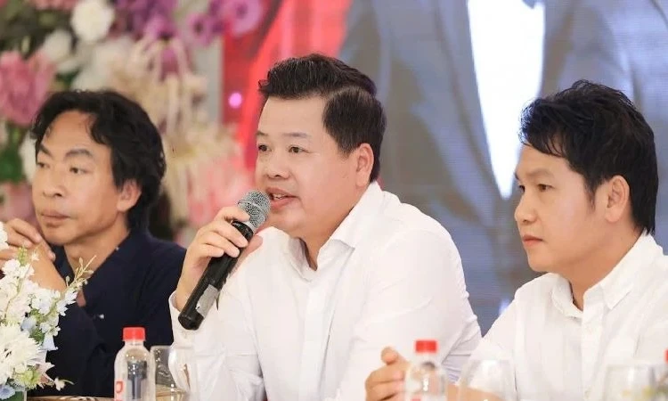 Trọng Tấn, Đăng Dương, Việt Hoàn kể chuyện ký ức trong “Đất nước trọn niềm vui”