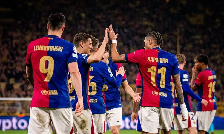 Barcelona thua ngược Dortmund 1-3 nhưng vẫn vào bán kết