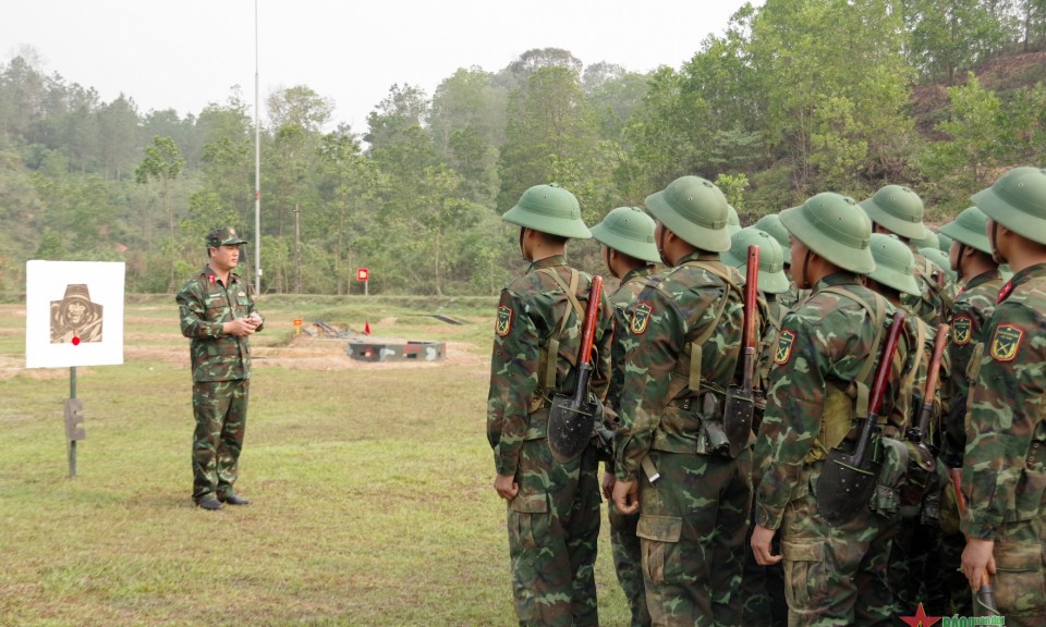Chiến sĩ mới Trung đoàn 43 tự tin trưởng thành trong huấn luyện
