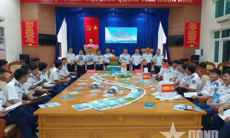 Hải đoàn 11 hưởng ứng Ngày Sách và Văn hóa đọc Việt Nam