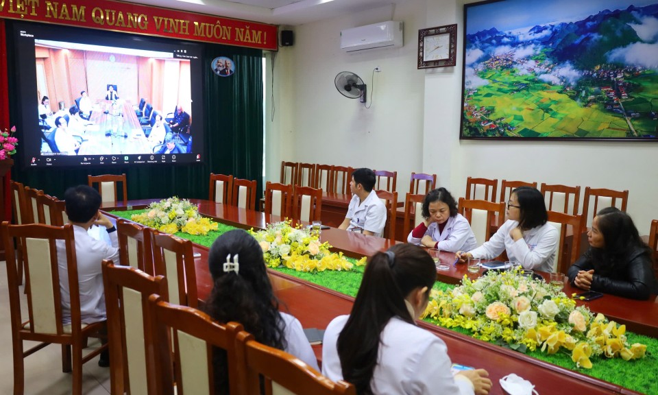 Tư vấn khám chữa bệnh từ xa: Nâng tay nghề cho bác sĩ tuyến dưới