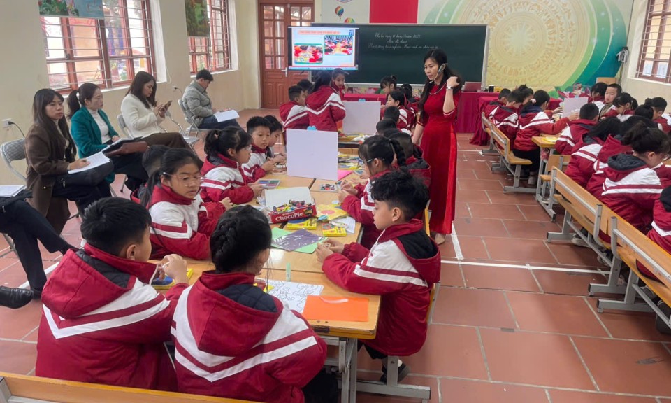 Phát triển năng lực sáng tạo: Từ một sáng kiến sắc màu