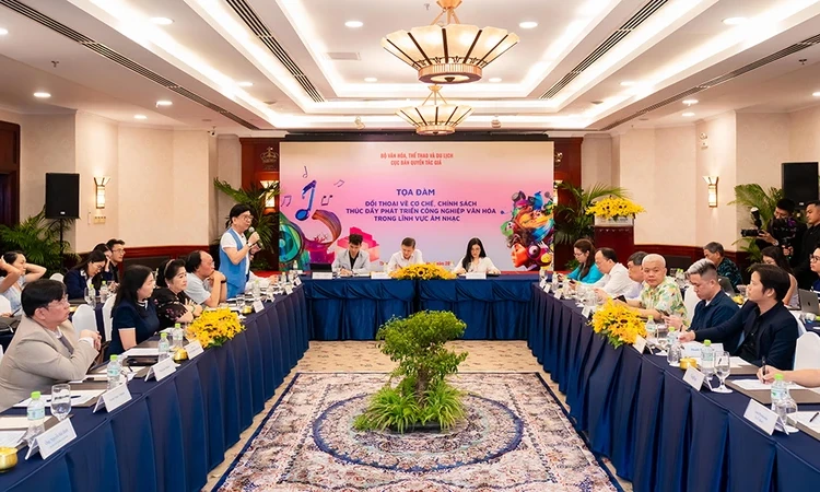 Mở lối cho công nghiệp âm nhạc Việt Nam