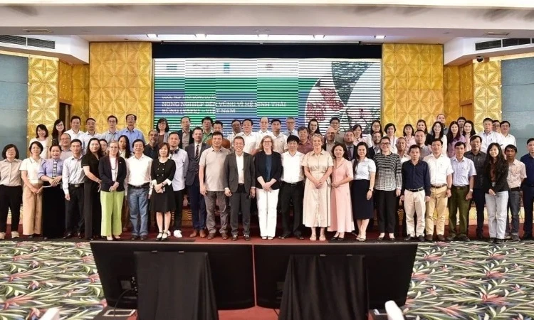 Khởi động Dự án Nông nghiệp bền vững vì hệ sinh thái rừng