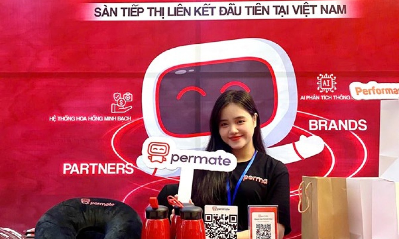 Áp lực từ sàn thương mại điện tử: Đâu là hướng đi mới cho doanh nghiệp?