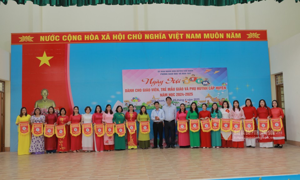 Văn Quan: Hơn 200 giáo viên, học sinh, phụ huynh tham gia Ngày hội STEM mầm non cấp huyện năm học 2024