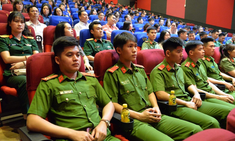 Khai mạc đợt phim chào mừng kỷ niệm các ngày lễ lớn