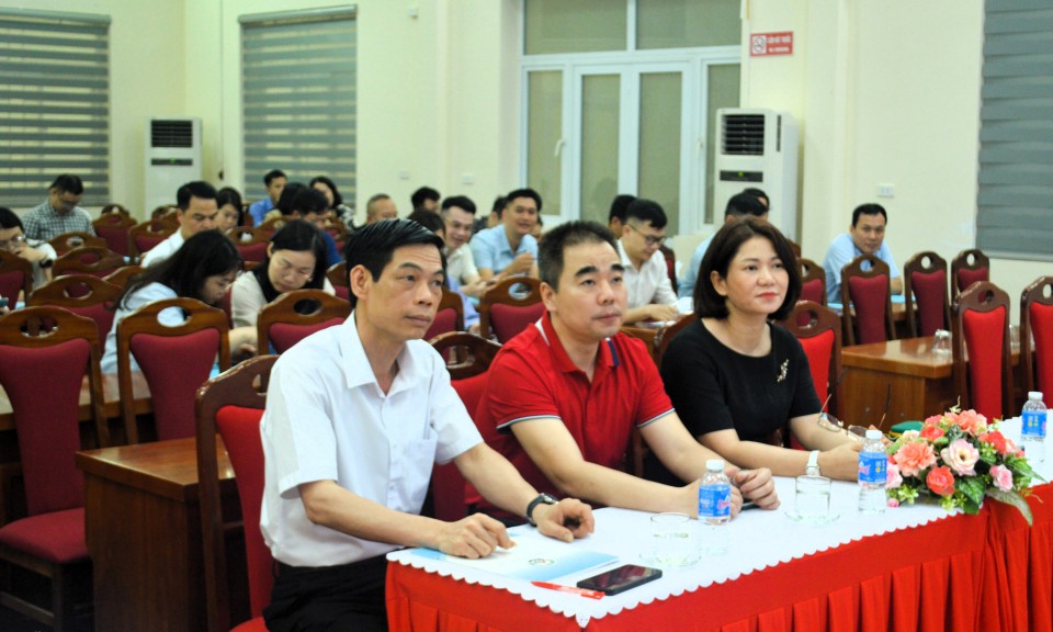 93 học viên tham dự lớp bồi dưỡng kỹ năng quản lý áp lực công việc và tạo động lực làm việc 