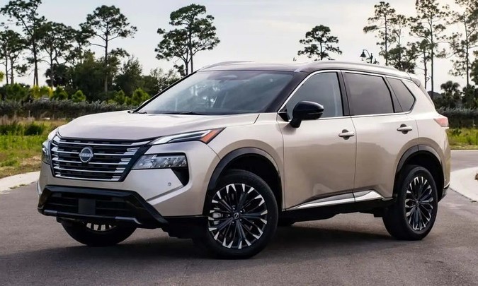 Nissan công bố khoản lỗ lớn nhất lịch sử