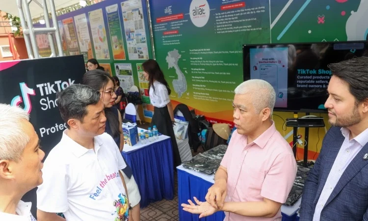 Đòn bẩy tạo đột phá về công nghệ số