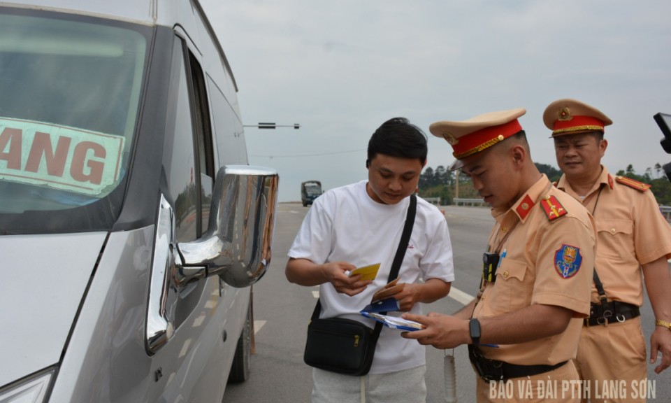 Để vận tải hành khách dịp nghỉ lễ an toàn, thông suốt