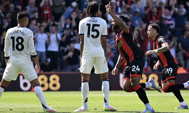 Manchester United nối dài chuỗi trận thất vọng