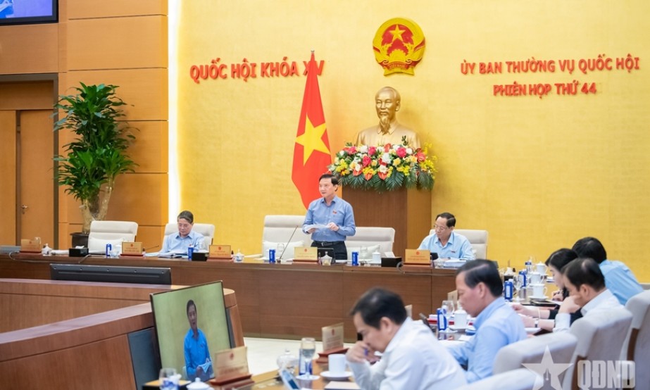 Tạo điều kiện thuận lợi cho việc nhập, trở lại quốc tịch Việt Nam