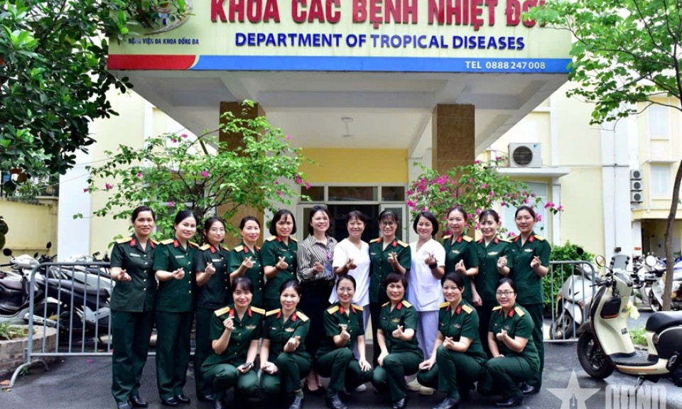 Lan tỏa yêu thương từ chương trình "Bữa cơm nghĩa tình"