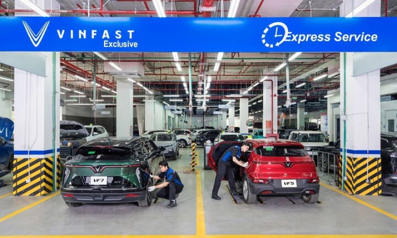VinFast xác lập chuẩn dịch vụ hậu mãi 'nhiều cái nhất' trên thị trường xe Việt