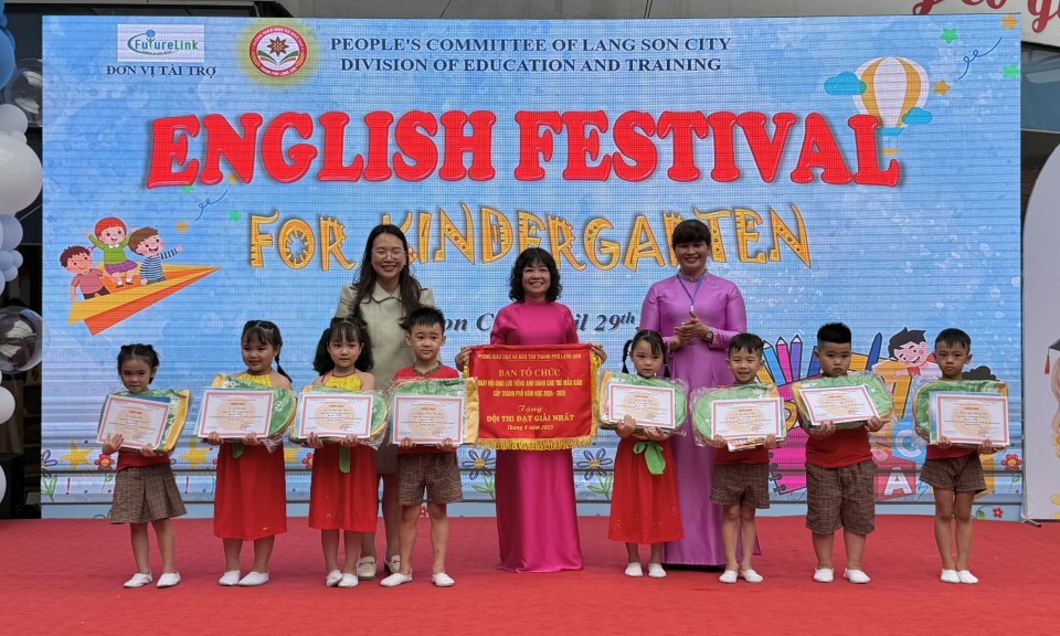 Lạng Sơn: 160 trẻ mầm non tham gia Ngày hội giao lưu tiếng Anh cấp thành phố