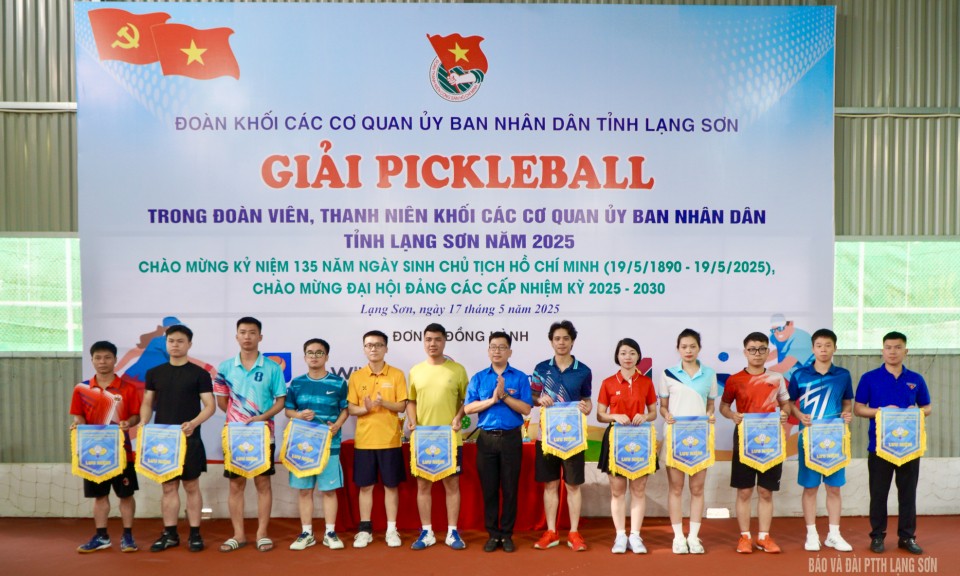 Trên 100 vận động viên tham gia giải Pickleball trong đoàn viên, thanh niên Khối các cơ quan UBND tỉnh