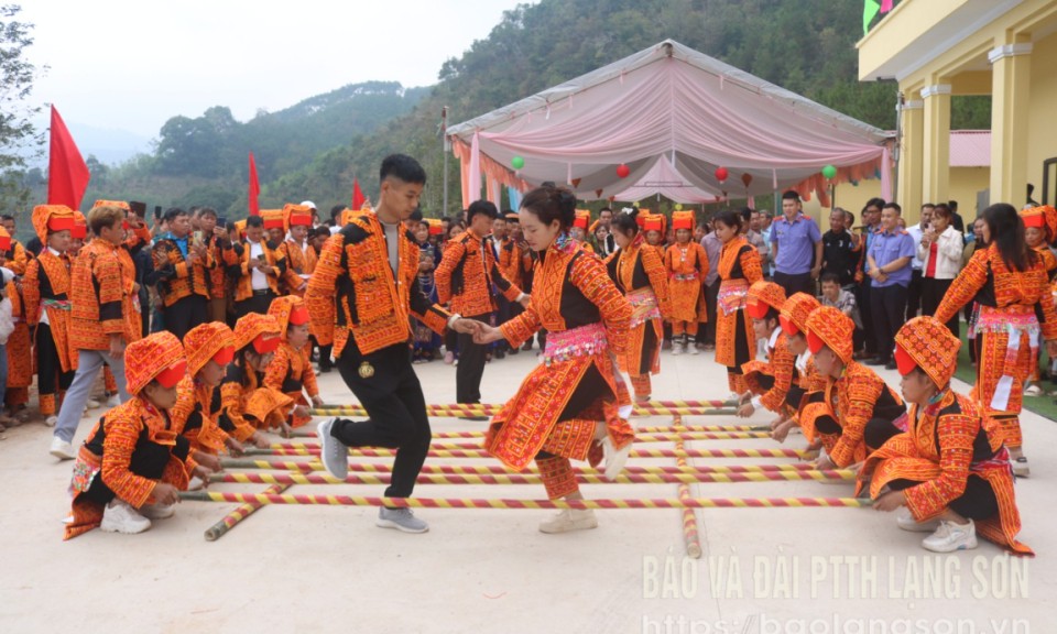 Khát vọng Ái Quốc