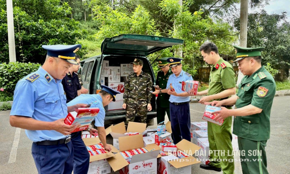 Lạng Sơn: Hơn 10 ngày  xử lý 179 vụ buôn lậu, gian lận thương mại, hàng giả, xâm phạm về sở hữu trí tuệ