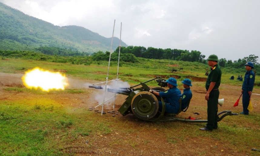 thể ban CHQS cấp huyện, thành lập Ban chỉ huy Phòng thủ khu vực: Làm tốt thời bình nhưng phải tính đến