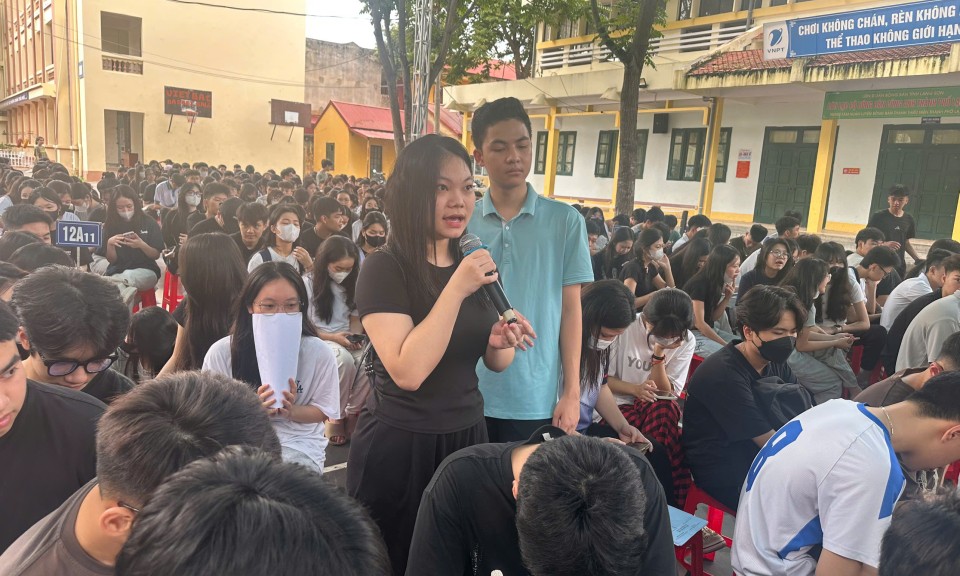 Vững bước trường thi