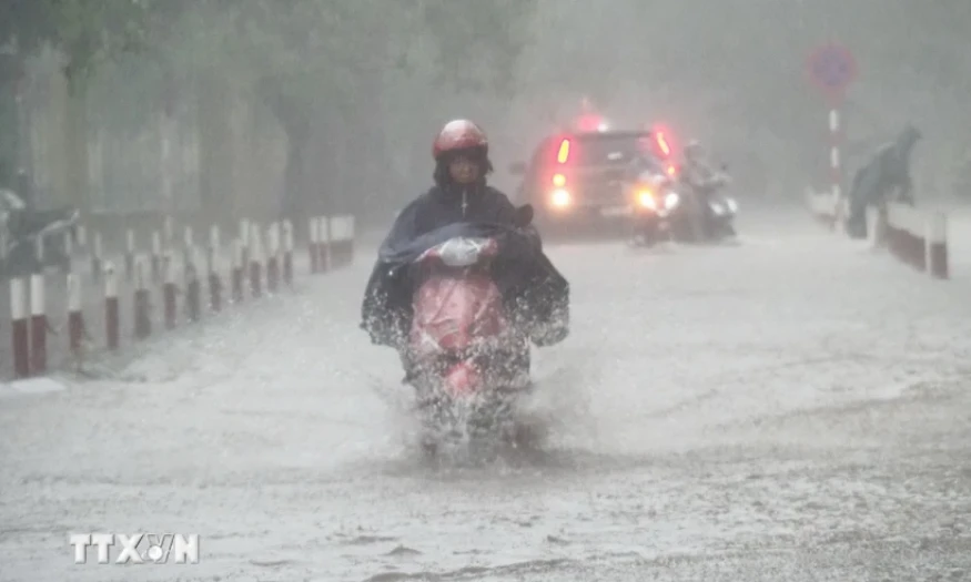 Thời tiết ngày 22/6: Khu vực Bắc Bộ có nơi mưa rất to