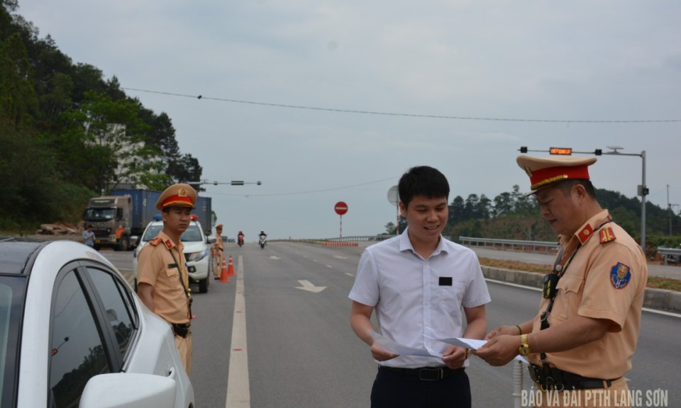An toàn giao thông cho kỳ thi tốt nghiệp trung học phổ thông 2025