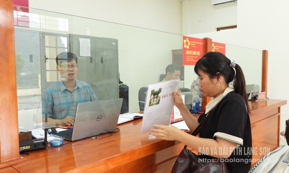 Ngày đầu vận hành chính quyền địa phương 2 cấp: Phơi phới niềm tin