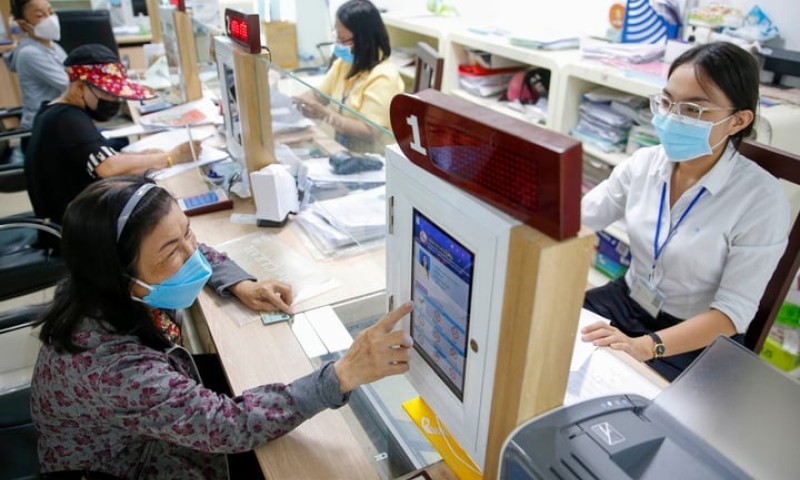 Cán bộ phản ánh 'không được về hưu trước tuổi', Bộ Nội vụ nói gì?