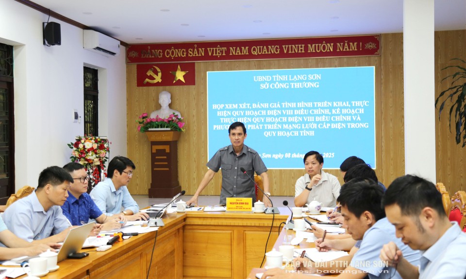 Họp xem xét, đánh giá tình hình triển khai, thực hiện quy hoạch điện VIII điều chỉnh