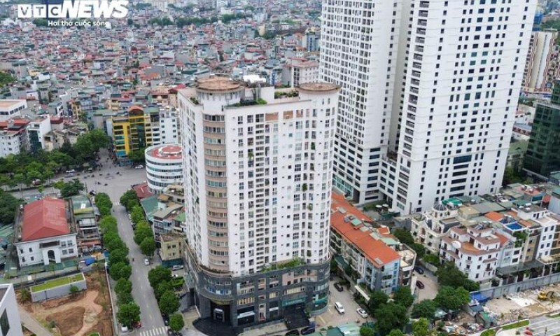 Gánh giá nhà liên tục tăng cao, nhiều người rơi vào vòng xoáy nợ ngân hàng