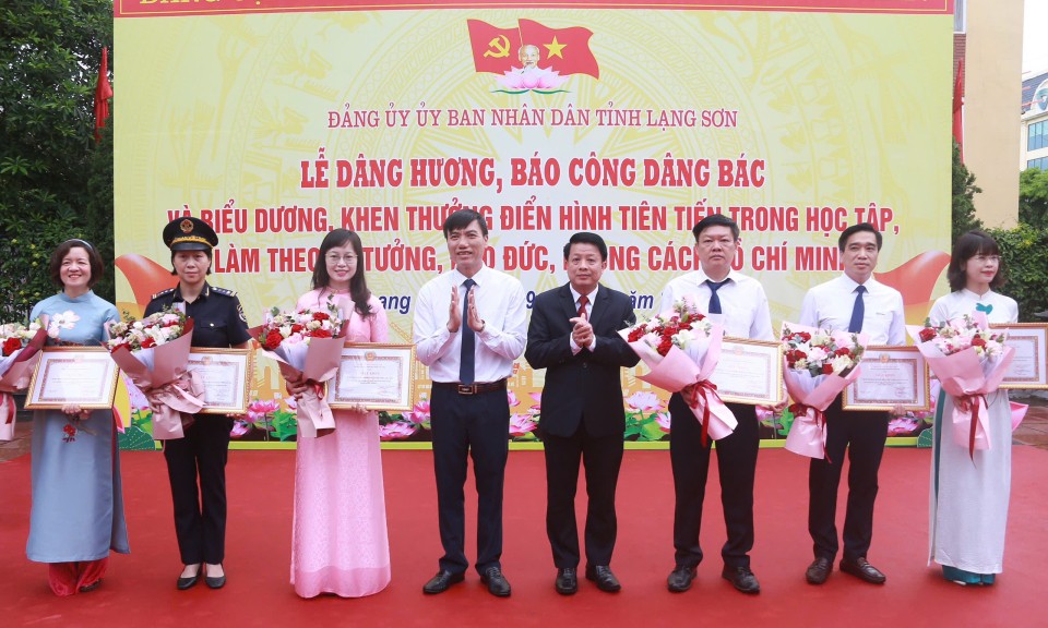 Đưa việc học và làm theo Bác đi vào chiều sâu