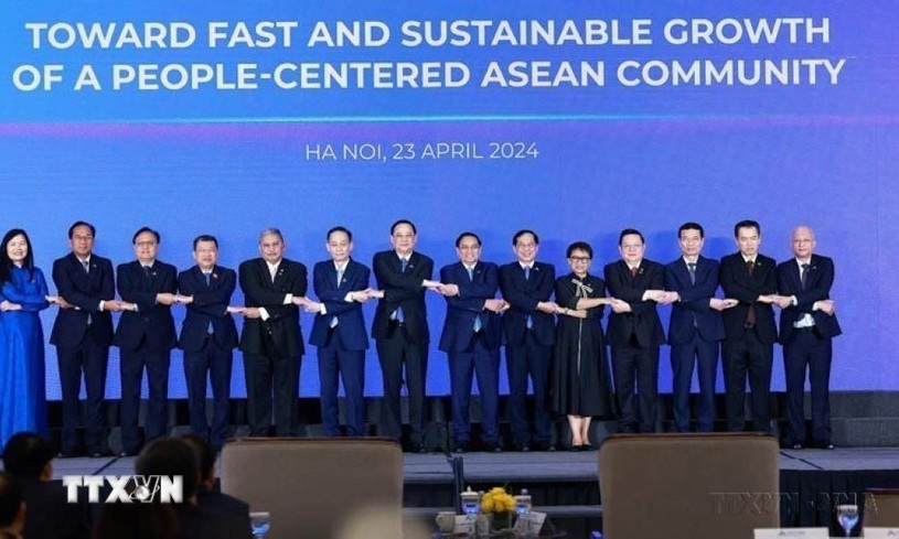30 năm Việt Nam tham gia ASEAN - Từ khát vọng chung đến thành viên tin cậy