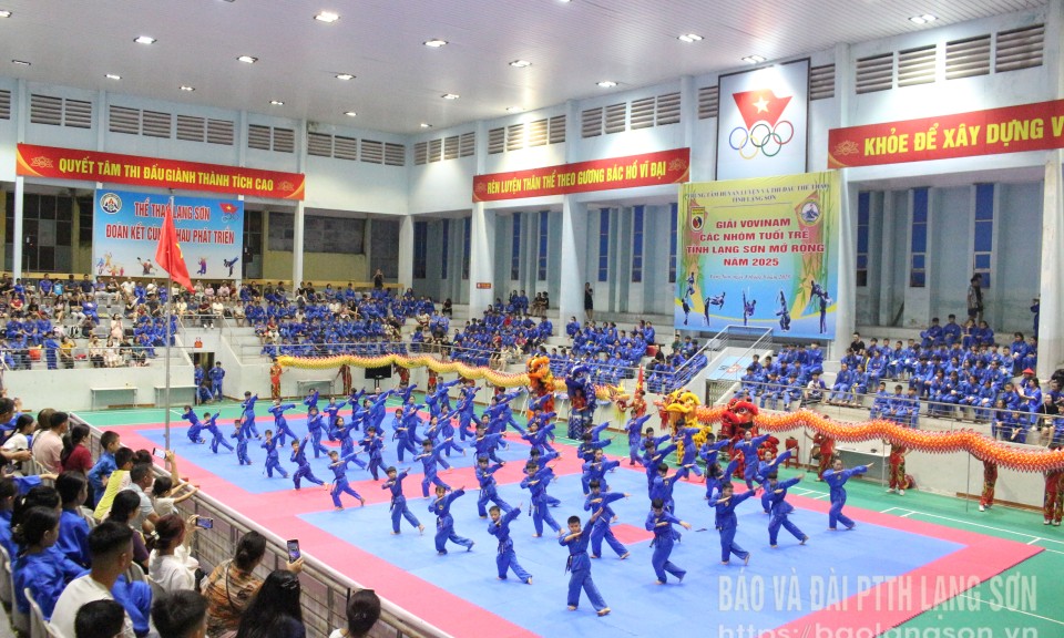 Vận động viên 14 tỉnh, thành tham gia giải Vovinam các nhóm tuổi trẻ tỉnh Lạng Sơn mở rộng