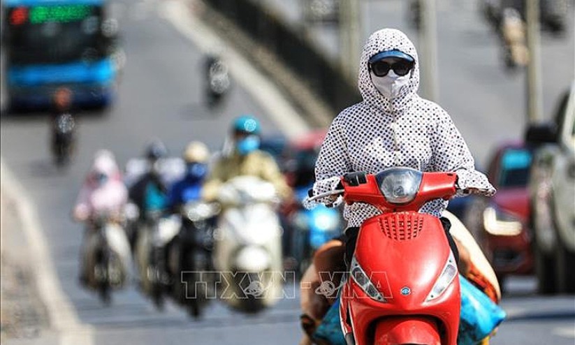 Thời tiết hôm nay (10-8): Bắc Bộ tiếp tục nắng nóng trên diện rộng