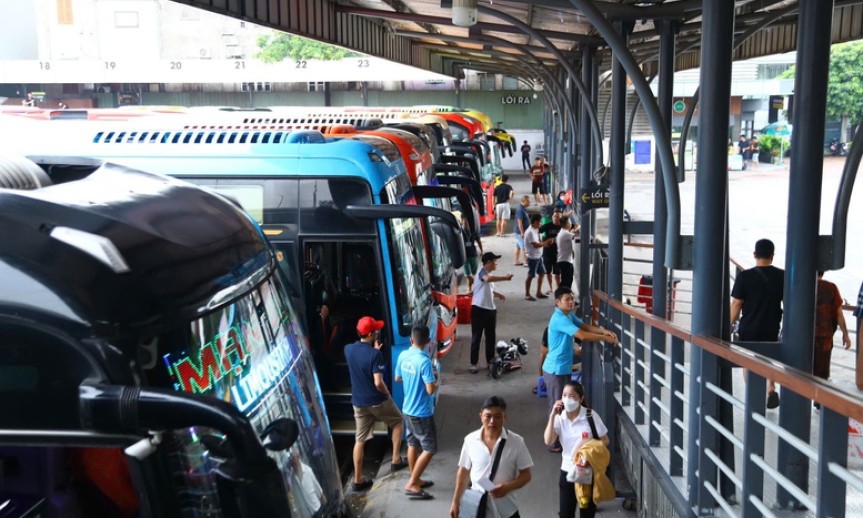 Xe khách không tăng giá, không 'nhồi nhét' khách dịp 2/9