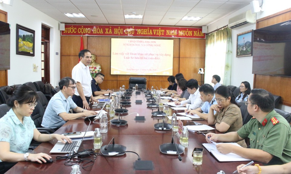 Đoàn khảo sát phục vụ xây dựng Luật Sở hữu trí tuệ (sửa đổi) làm việc tại Lạng Sơn
