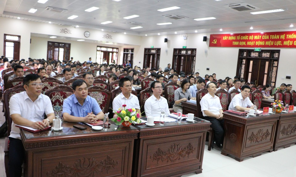 Tập huấn nghiệp vụ công tác tổ chức xây dựng đảng năm 2025