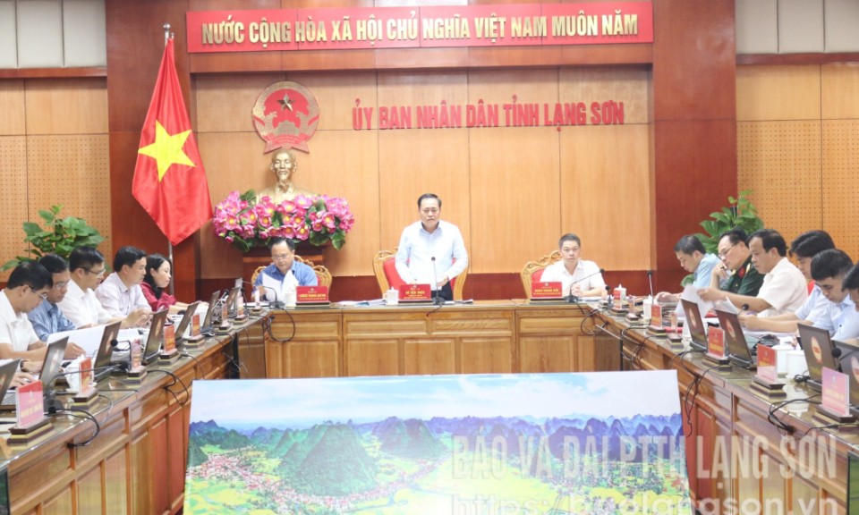 Họp UBND thường kỳ tháng 8 (phiên thứ hai):  Quyết định một số nội dung quan trọng